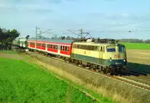 110 449 mit RE 24171 (Bremen–Osnabr�ck) am 07.04.2000 zwischen Lembruch und Lemf�rde