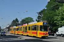 Be 4/8 239 zusammen mit dem Be 4/6 229 auf der Linie 17 an der Haltestelle CIBA. Die Aufnahme stammt vom 11.06.2014.