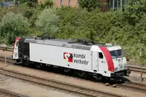 Kombiverkehr 185 665 verlässt das Bw des Rangierbahnhofs München Nord, 28.06.2014