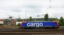 482 006-4 von der SBB-Cargo rangiert in Aachen- West. Aufgenommen vom Bahnsteig in Aachen-West bei Sonne und Wolken am Nachmitag vom 14.6.2014. Und das ist mein 3300tes Bahnbild bei http://WWW.Bahnbilder de.