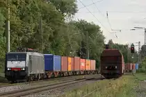 MRCE Dispolok/boxXpress.de ES 64 F4-840 am 9.9.13 mit einem Containerzug in Ratingen-Lintorf.