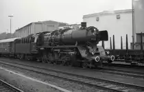 50622 vor einem Sonderzug in Bayreuth am 29.5.1985. Die Lok wurde im Rahmen der Jubiläums Veranstaltungen 150 Jahre Eisenbahn von Nürnberg aus eingesetzt.