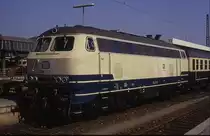 218452 am 14.3.1987 im Hauptbahnhof Nürnberg.