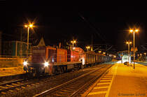 294 745 DB Schenker rangiert am 17.07.2014 in Kronach mit ein paar Ealos Wagen für die Verladerampe Nord. 