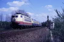 103200 mit Intercity Merkur legt sich in Osnabrück Hörne auf der Fahrt nach Münster am  26.4.1987 um 13.45 Uhr in die Kurve.