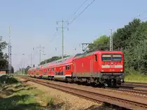 112 165 mit dem RE 3  nach  Wünsdorf-Waldstadt mit nächstem Halt in Blankenfelde (Teltow-Fläming) am 22. Juli 2014 uf dem südlichen Berliner Außenring bei Diedersdorf.