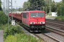 155128 mit Schotterzug in Hiddenhausen Schweicheln am 22.7.1982 um 14.48 Uhr Richtung Herford.