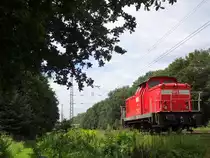 Am 24.7.14 hatte die 346 659 bzw. WFL14 die Aufgabe Solo nach Seelze zu fahren und anschließend einen Kesselzug in Richtung Wunstorf zu bringen. 
Aufgenommen bei Dedensen. 