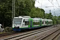 Einfahrt von BSB 002 (650 029-1) und BSB 009 (650 036-6)  March  als S-Bahn aus Breisach nach Freiburg (Brsg) Hbf im Zielbahnhof.