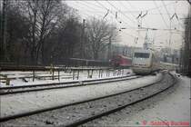 ICE 1 auf dem Weg nach Hamburg-Altona nach dem er Hamburg Hbf hinter sich gelassen hat 