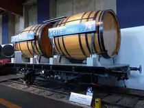 Güterwagen mit zwei Weinfässern, Baujahr 1900, Cité du train, 2.10.12 