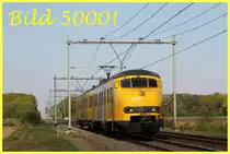 Bahnbild 5000.

Plan V 480 mit Regionalzug RE 6853 Roermond-Maastricht Randwyck bei Sint Joost am 19-4-2014.