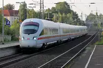 411 064-9 als ICE 1529 nach Köln Hbf. bei der Einfahrt in Recklinghausen 25.7.2014