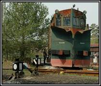 Dieser alte Klimaschneepflung hat ebenfalls ausgedient, und befindet sich heute im Eisenbahnmuseum  Heizhaus Strasshof  (Aufnahme vom 23.4.2006)