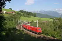 Ein seltenes Bild durch ein 2016 Tandem als Vorspann zur 1116.143 am G-46741 bot sich  
am 2.8.14 bei Eichberg.