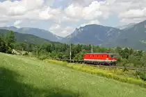 1144.265 mit G-55501 vor der Kulisse der Rax und den Schneeberg mit toller Wolkenstimmung am Eichberg. 2.8.14