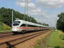 Hier 411 001-1  Neustadt an der Weinstrasse“ auf dem südlichen Berliner Außenring bei Diedersdorf aus Richtung Berlin am 31. Juli 2014.