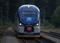 Zuggkreuzung in Benesov nad Ploucnici, ein Regio Shark 844 027-3  Saryk  nach Jablonne v. Plodjes. kann abgelichtet werden. 16.08.2014 19:05 Uhr.