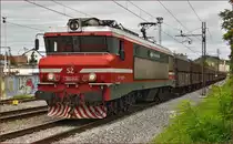 SŽ 363-014 zieht Erzzug durch Maribor-Tabor Richtung Koper Hafen. /12.8.2014