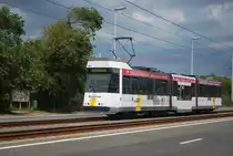  Kusttram  BN Nr.6025 fährt durch die Dünen bei Groenendijk. August 2014.