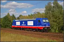 Nachschuss auf einen sehr seltenen Gast: Raildox 185 419-9  S�dLeasing  solo am 28.08.2014 durch die Berliner Wuhlheide