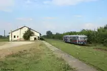 812/814 306 mit dem PT2503 von Zrenjanin nach Pancevacki Most in Uzdin. 23.08.14.