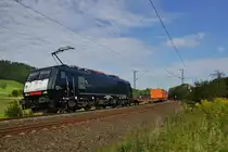 ES 64 F4-159 (189 159) mit einen Container Richtung Süden bei Hermannspiegel am 28.08.14 unterwegs.