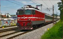 SŽ 342-022 zieht EC151 'Emona' durch Maribor-Tabor Richtung Ljubljana. /1.8.2014