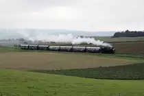 NLB 93.1420 am 14.September 2014 mit dem SR 17926 bei Karnabrunn.