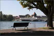 Die Alte Rheinbrücke in Konstanz -

Ein Seehas-Triebzug überquert den Rhein in Konstanz.

27.09.2014 (M)
