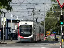 RNV Variobahn 4129 mit Wagen 4130 als Doppeltraktion (ex OEG) am 27.09.14 in Heidelberg auf der Linie 5 