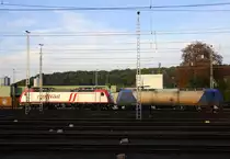 185 597-2 und 145 CL-203 beide von Crossrail stehen auf dem Abstellgleis in Aachen-West.
Aufgenommen vom Bahnsteig in Aachen-West in der Abendsonne am Abend vom 28.9.2014.