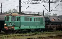 ST 43 312 vor einem Kohle-Ganzzug in Wegliniec. 20.09.2014  18.35 Uhr.