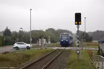 620 914-1 vlexx GmbH als RB51  ODEG  (RB 68858) von Brandenburg Hbf nach Rathenow, bei der Einfahrt in Mögelin. 30.09.2014 (Fotostandpunkt war das Bahnsteigende gewesen)