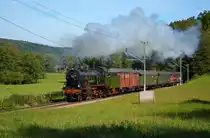 38 3199 hatte am 28.09.2014 die Ehre die auswärts tätige 58 311 der UEF mit dem Albtal-Dampzug zu vertreten. So konnte die hübsche Maschine zwischen Fischweier und Marxzell bei strahlendem Sonnenschein abgelichtet werden.