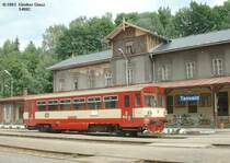 810 425-9 im Juli 2003 in Tanvald.