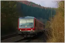 628 460 nach Trier fährt den Bahnhof Speicher aus, 19. November 2011.