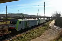 Am Nachmittag des 07.12.2013 stand BLS Cargo 486 510 und 486 501 zusammen mit dem 42014 aus Melzo nach Wanne-Eikel außerplanmäßig auf dem Überholgleis (Gleis 13) in Müllheim (Baden).