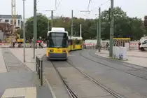Berlin BVG SL M10 (Adtranz-GT6-98ZR 2002) Mitte, Nordbahnhof am 16. Oktober 2014.