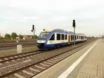 Lint 41 HEX aus Halle Saale bei der Einfahrt in Halberstadt am 10.10.2014