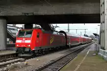 Ausfahrt am 14.12.2013 von 146 115  Baden-Württemberg erfahren  mit einem RE nach Basel Bad Bf in Freiburg (Brsg) Hbf.