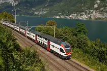 RABe 511 am Walensee Richtung Sargans.
16. September 2014