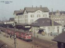 ET 65 in Ludwigsburg, im Hintergrund das alte Bahnhofsgeb�ude. (1965)

