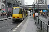 Berlin BVG SL 12 (KT4D 6077) Mitte, Friedrichstrasse / Georgenstrasse (Hst. S + U Friedrichstrasse) am 16. Oktober 2014.