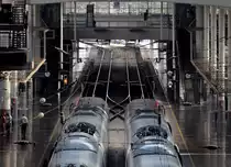 Blick auf die südöstliche Ausfahrt des Kopfbahnhofs  Madrid Puerta de Atocha . 26.9.2014