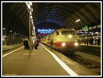 Als ich am 11.01.2007 im Hauptbahnhof Frankfurt am Main gerade auf dem Weg zur S-Bahn war, um den Heimweg anzutreten, fuhr am Gleis 5 gerade 103 184 mit einem Me�wagenzug ein.