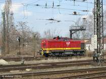 Zuerst l�st sich 203 004 vom Zug, den sie gemeinsam mit 185-CL 006 bis hierher gebracht hat und f�hrt weit vor - Dresden-Neustadt, 7.04.2006
