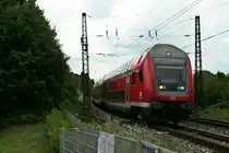 50 80 86-35 065-1 an der Zugspitze eines RE's von Schliengen �ber Freiburg (Breisgau) Hbf nach Offenburg am Nachmittag des 12.07.14 in Leutersberg.
Am Zugschluss schob 146 114-4.