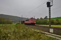 155 104-3 von Fulda kommend bei Hermannspiegel am 28.10.14.