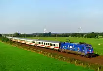 101 014  Technisches Hilfswerk  mit IC 2127  Fehmarn  (Puttgarden–K�ln–Frankfurt) am 05.09.2004 zwischen Maschen und Jesteburg